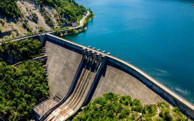 How Big Is the Dam in Lake Lewisville